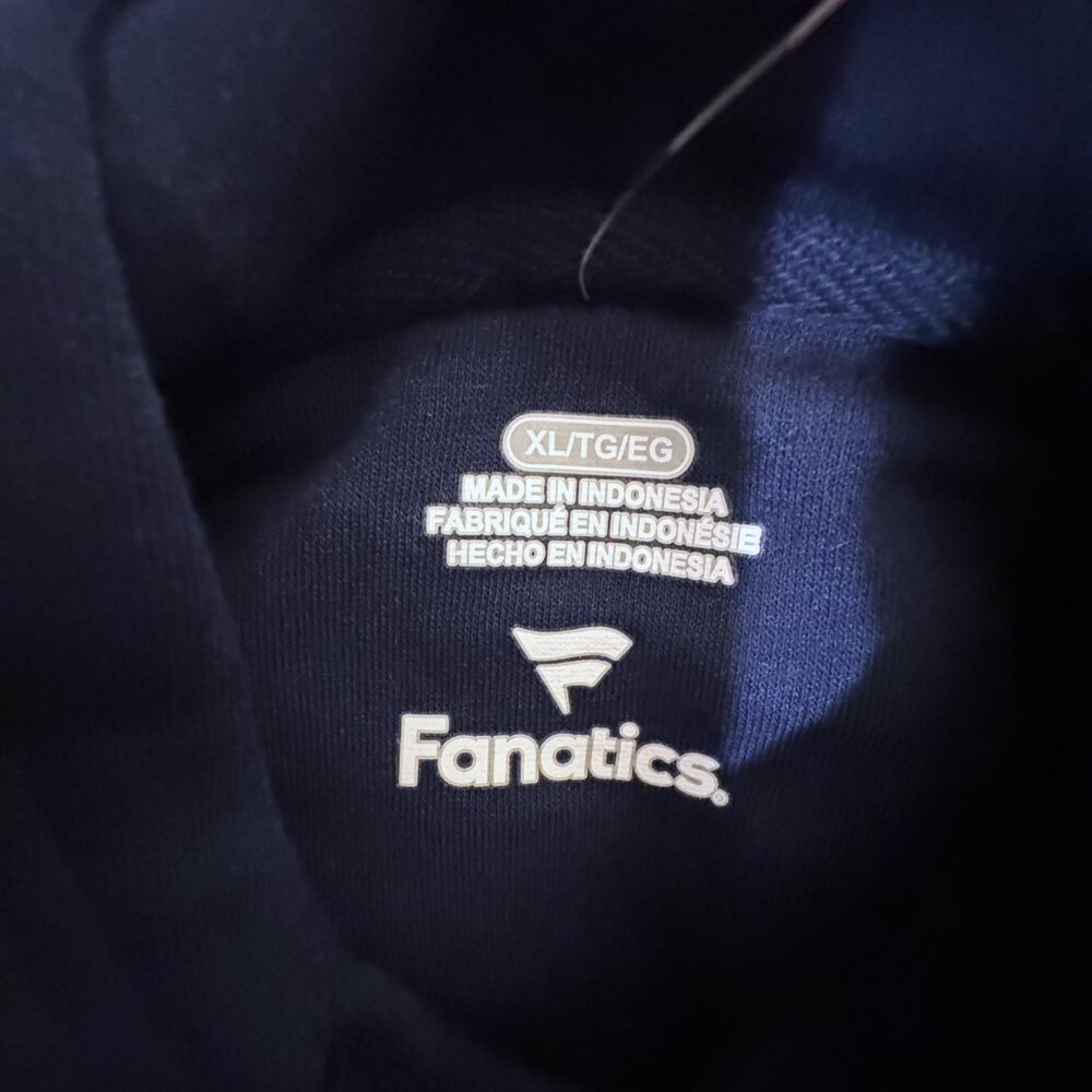 NWT Tennessee Titans “Between the Pylons” Hoodie XL – NFL Fanatics Navy Pullover - Picture 10 of 12
